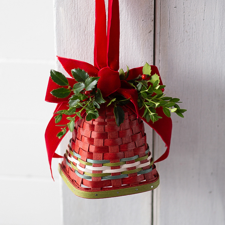 Christmas Woven Bell Ornament